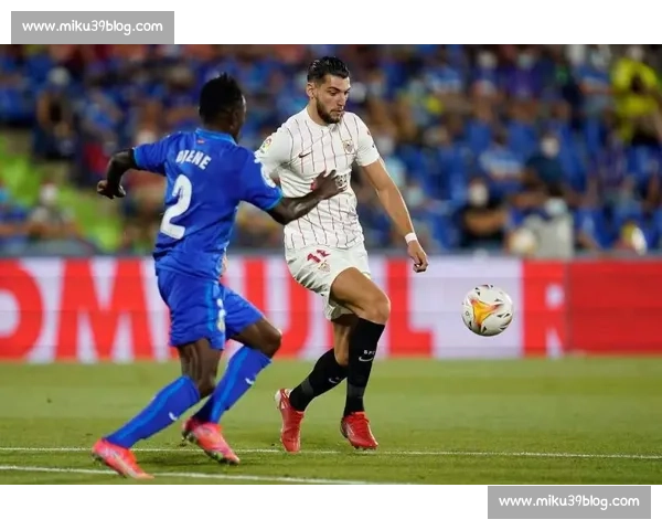 新赛季欧洲五大联赛动态与转会焦点及豪门战术趋势全解析赛季前瞻 - 副本 - 副本